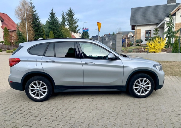 BMW X1 cena 66900 przebieg: 129900, rok produkcji 2018 z Radomsko małe 154